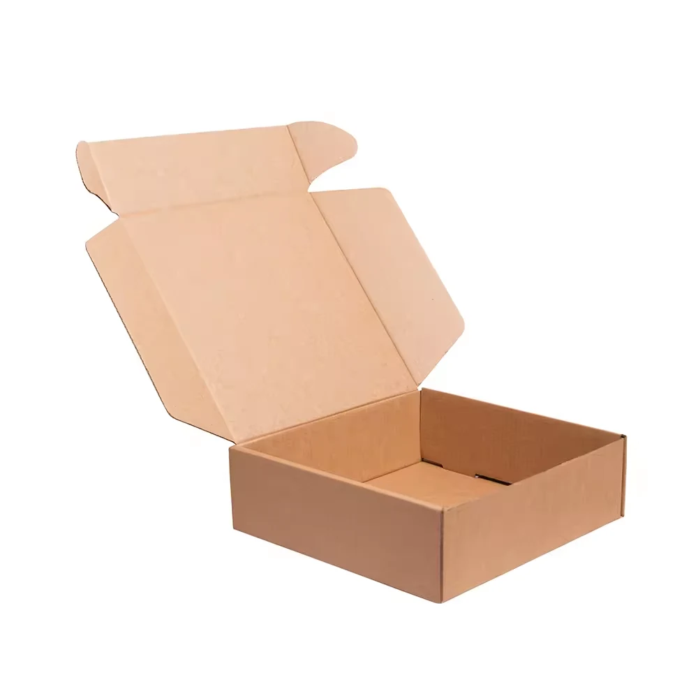 Scatola Kraft per spedizione postale di abbigliamento
